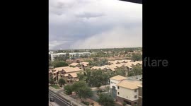 Timelapse shows dust storm gradually engulf Phoenix, Arizona