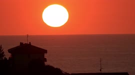 Puesta de sol con final de rayo verde en donostia - San Sebastian