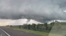 US: Possible Tornado Forming In Central Kansas 2