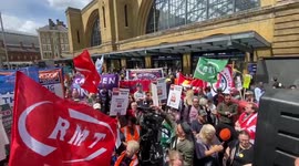 Solidarity protest with rail workers outside Kings Cross station