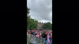 Thousands take part in Dublin Pride parade