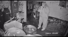 'Haunted' inn becomes GHOST HUNTING hotspot – but there’s a catch if you want to stay the night Part 1