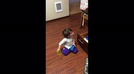 Woman Threatens Girl with Squirt Gun