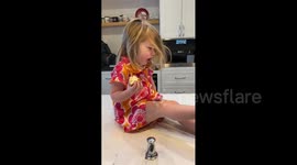 Girl Sings to Disney Song