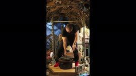 UK shop worker breaks world record for having strongest finger