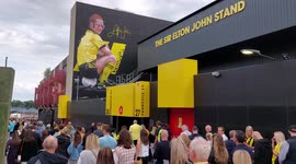 Newsflare Edit - Fan Footage arriving to Sir Elton John music concert in watford FC stadium Sunday 3 july 2022