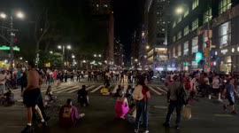 Protesters in NYC stop traffic in Solidarity with Akron Ohio, demanding justice for Jayland Walker