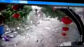 Five injured after gas explosion at restaurant in southern China