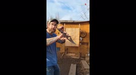 Knife-throwing trickshot artist shows cool way to hang ring