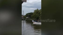 Head-on boat crash on Thai canal kills one and injures two passengers