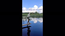 The woman decided to relax on the lake in an unusual way!