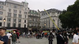 150 evacuated from Admiralty Pub in Trafalgar Square after fire breaks out