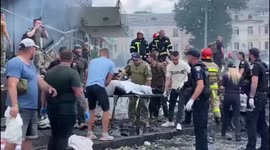 As a result of a rocket attack on the center of Vinnytsia, 15 people are considered missing.Now it is known about 20 dead, three of them are children
