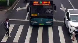 Bus driver saves boy's life by instructing vehicle to slow down at crossing in China