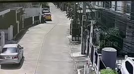 Visitor injured when home's balcony collapses in Thailand