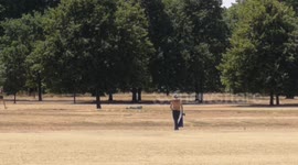London's Hyde Park almost deserted as UK experiences its hottest day of 2022