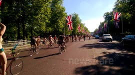 World Naked Bike Ride - London 2013 - Buckingham Palace