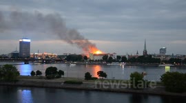 Riga Castle on Fire / Deg Prezidenta pils 2013