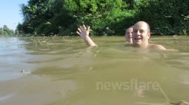 Swimming with mayflies