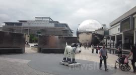 Gromit sculptures in Bristol: Astro Dog