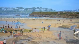 Britain Heatwave 1000s flock to polzeath North Cornwall this weekend