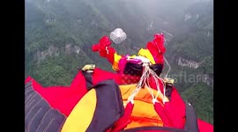 2015 World Wingsuit League held on Chinese mountain