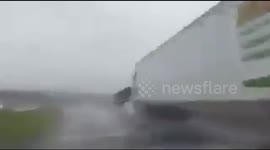fuerte accidente carretero efectos del huracan patricia categoria 5 en carreteras de jalisco