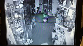 PICTURE FALLING & LARGE ORB RISING IN HAUNTED ANTIQUES CENTRE