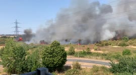 UK: Fire Sends Huge Plume Of Smoke Over Dartford, Kent