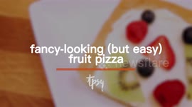 This Fruit Pizza Is Pretty Easy to Make!