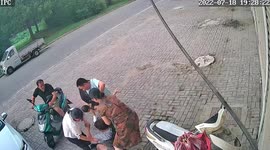 Woman jumps into sewer to rescue grandnephew who fell down in eastern China
