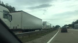 UK: Slow-Driving Fuel Protesters Block Motorways Across Country 3