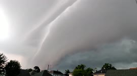 Huge shelf cloud rolls into Central Ohio