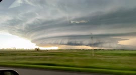 Massive storm cell in Lansford, North Dakota caught on video