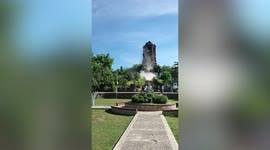 Philippines earthquake damages history belfry as tourists flee