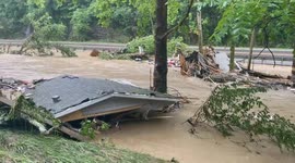 At least 3 dead after intense flooding swamps Kentucky