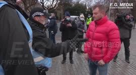ANTI-LOCKDOWN PROTESTERS STAGE PROTEST, ARRESTS MADE - EDINBURGH, SCOTLAND