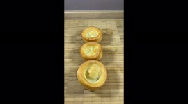 Cheesy Garic Yorkshire Pudding