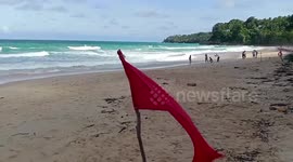 Vietnamese mother, 51, and daughter, 15, drown after 'ignoring red warning flags on Thai beach'