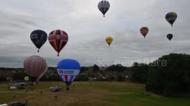 Hot air balloons take to the skies in a series of pre-flights ahead of Bristol Balloon Fiesta 2022