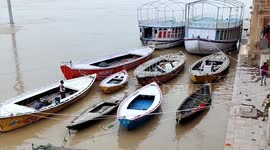 Locals concerned as Ganges' water level rises due to heavy rains in northern India