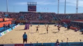 'I want to rake free!' Dancing Commonwealth Games sand rakers go viral