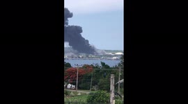 Cuba: One Dead After Lightning Sparks Large Fire At Oil Facility In Matanzas 2