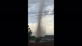 Landspout spotted over Dumas, Texas