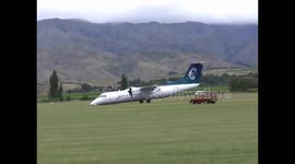 Passenger plane crashes at landing without nose gear in New Zealand
