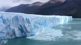 Insane glacier wall collapse at Perito Moreno