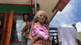 The Living Dead: How The Toraja People Of Indonesia Honor Their Deceased During  Ma'nene' Rituals