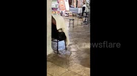 Turkey: Flooding In Istanbul, Cars Stranded, Grand Bazaar And Spice Bazaar Affected
