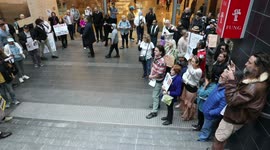 Freedom fighters around Australia protest outside AHPRA offices in support of Dr William Bay who has spoken about the vaccine dangers and against medical tyranny
