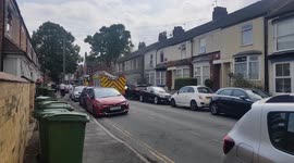 Firefighters battle to extinguish house blaze un Hessle, East Yorkshire